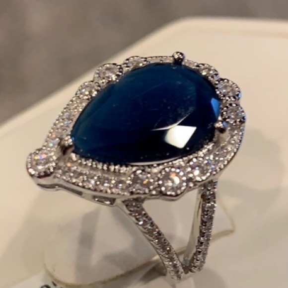 Jewelry - Blue 4ct Pear Sterling Silver Engagement Ring sz 9